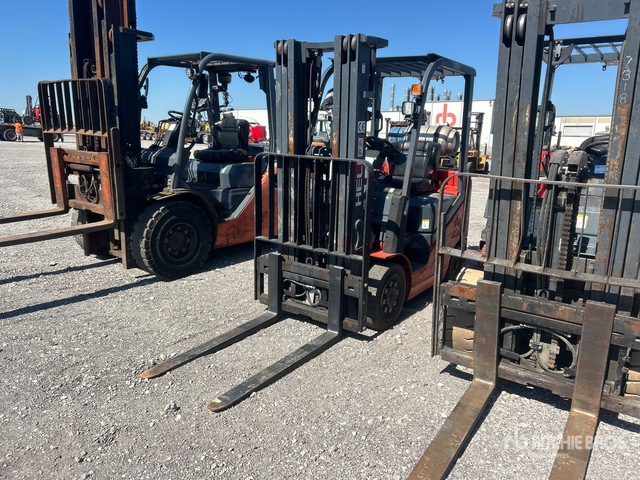 Heli CPYD25C-M1H 4520 lb Cushion Tire Forklift