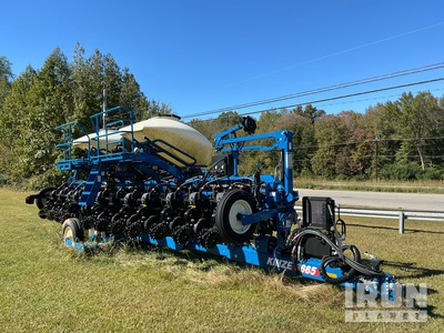 2023 Kinze 3665 12 Row Planter