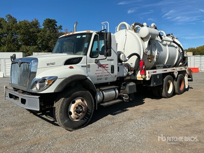 2009 International 7400 6x4 Vacuum Excavator Truck