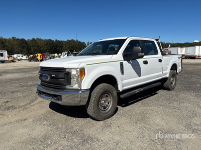 2017 Ford F-250 XL 4x4 Crew Cab Pickup