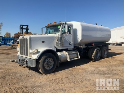 Peterbilt 388 5000 gal 6x4 Water Truck
