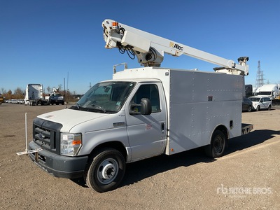Altec AT200A 32 ft on 2018 Ford E-350 4x2 Podnośnik koszowy montowany na furgonetce