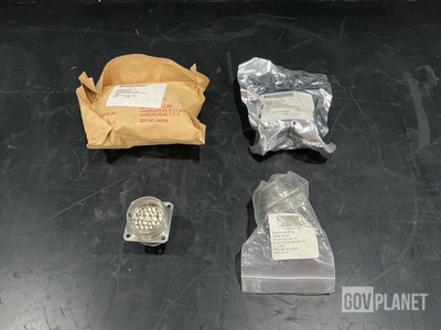 (4) Assorted Receptacle Connectors