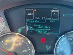 4 Transmision with Engine Hours