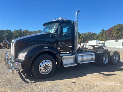 2020 Kenworth T880 6x4 Heavy Haul Ciągnik siodłowy T/A z kabiną dzienną