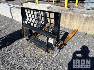 Cat V25ACC20135 48 in Skid Steer Forks