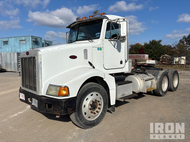 2000 Peterbilt 385 6x4 T/A Day Cab Truck Tractor