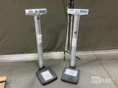 (2) Health-O-Meter 500KL Patient Scales