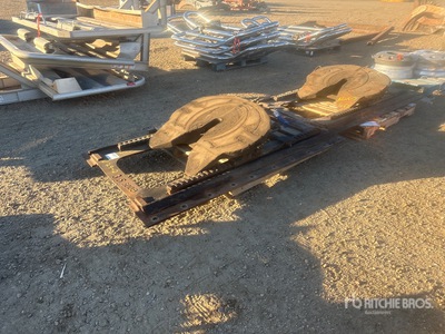 Quantity of (2) Fifth Wheel Plates