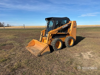 Case 420 Minicargadora