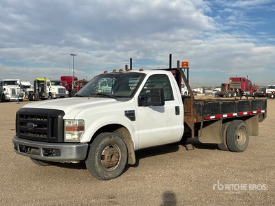 2008 Ford F-350 XL 4x2 Ciężarówka z płaską platformą