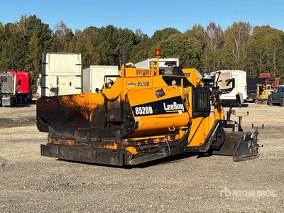 LeeBoy 8520B Track Asphalt Paver