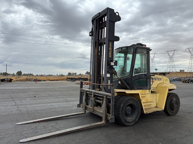 2005 Hyster H210HD 17550 lb Pneumatic Tire Forklift