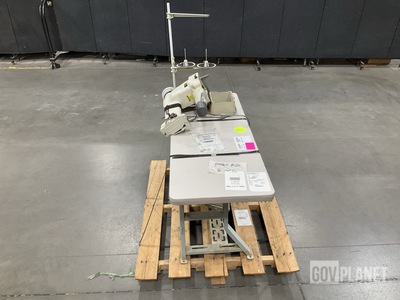 Consew 207 Industrial Sewing Machine
