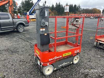 2018 Skyjack SJ12 Plateforme élévatrice à mât vertical