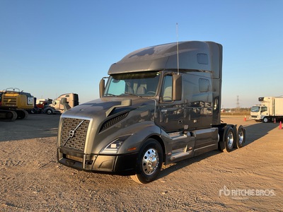 2023 Volvo VNL760 6x4 Cabeza Tractora Cabina Dormitorio