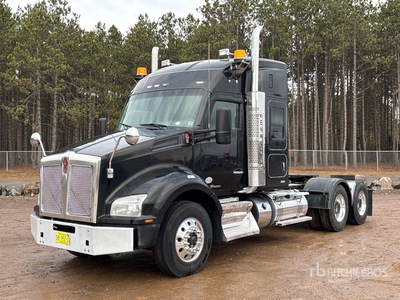 2015 Kenworth T880 6x4 T/A Slaapcabine Trekker