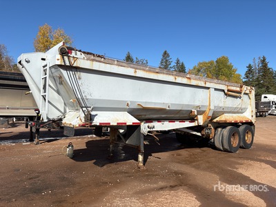 2008 Manac 26 ft T/A End Dump Trailer