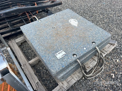 Quantity of (4) Outrigger Pads