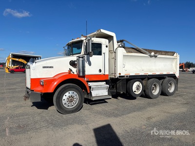 1994 Kenworth T800 8x4 Tri/A Camión dumper
