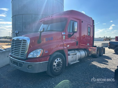 2018 Freightliner Cascadia 125 6x4 Sleeper Truck Tractor