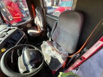 4 Transmision with Seats/armrests