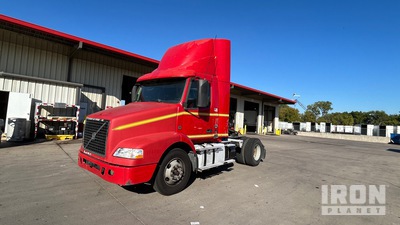 2017 Volvo VNM 4x2 Day Cab Truck Tractor