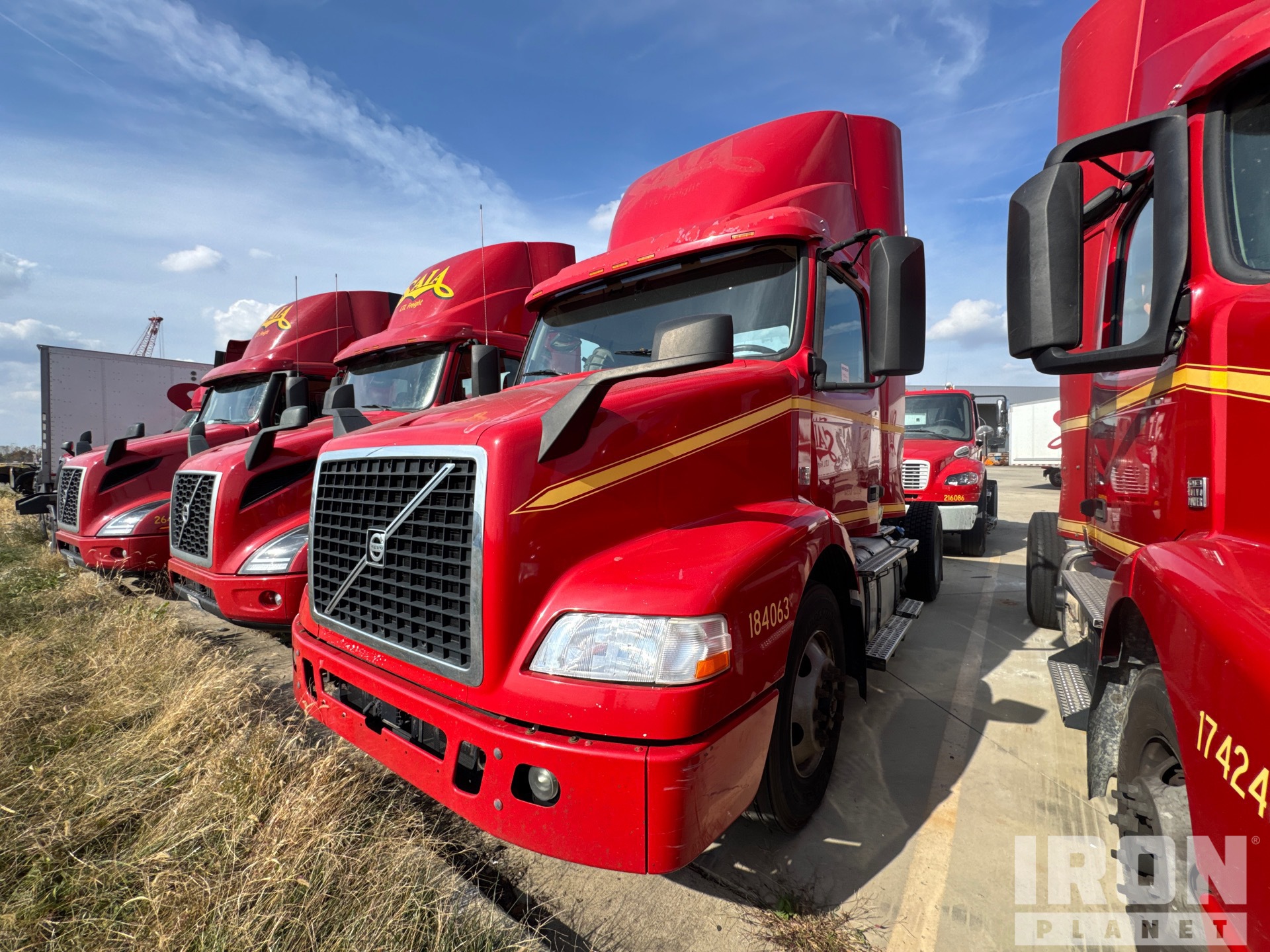 2018 Volvo VNM 4x2 S/A Day Cab Truck Tractor