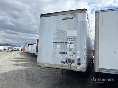 2000 Pine Ridge 53 ft x 102 in T/A Gesloten aanhangwagen