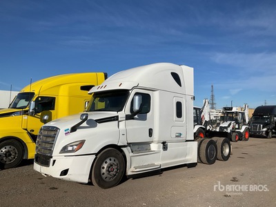 2018 Freightliner Cascadia 126 6x4 T/A Sleeper Truck Tractor