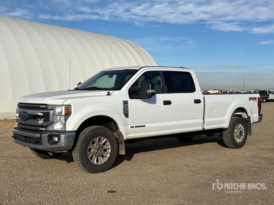 2021 Ford F-350 XLT 4x4 Crew Cab Pickup