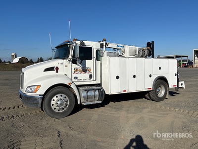 2014 Kenworth T370 4x2 Camion de servicios