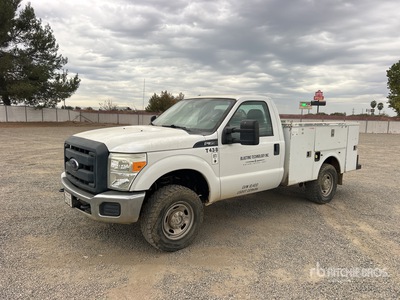 2015 Ford F-350 XL 4x4 Ciężarówka użytkowa