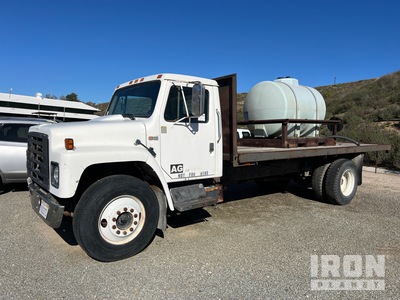 1986 International 1954 4x2 Flatbed Dump Truck
