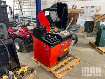 Corghi Tire Balancer