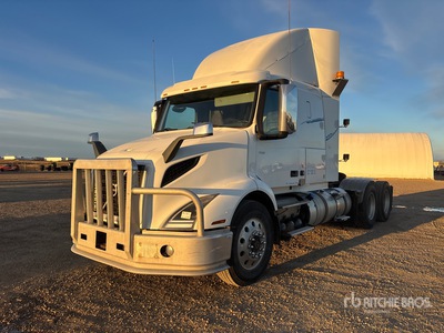 2018 Volvo VNL 6x4 Cabeza Tractora Cabina Dormitorio