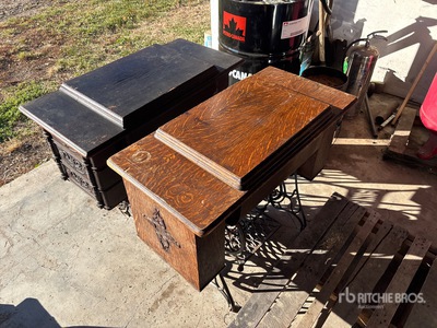 Quantity of (2) Singer Antique Sewing Machines