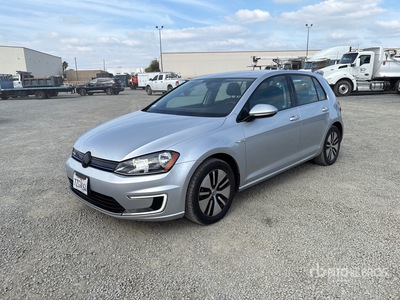 2016 Volkswagen eGolf Automobile