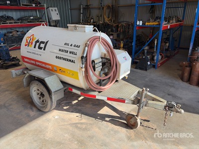 2006 Custom Built S/A Fuel Trailer