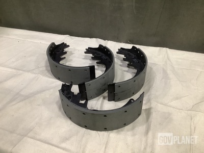 (11) AC/Delco 18029651 Brake Shoes