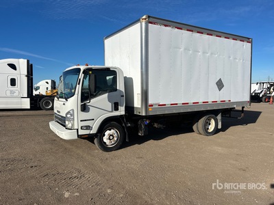 2011 Isuzu NRR 4x2 شاحنة فان