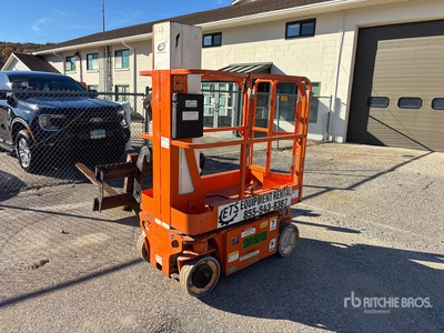 2020 Snorkel TM16E Elevador vertical