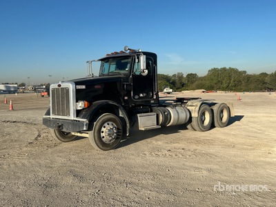 2018 Peterbilt 367 6x4 Ciągnik siodłowy T/A z kabiną dzienną