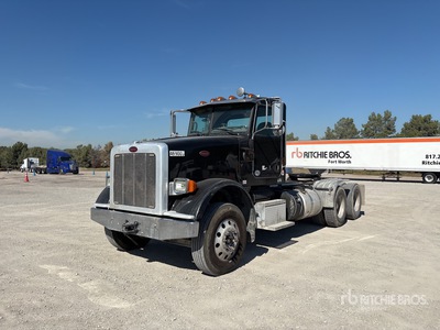 2017 Peterbilt 367 6x4 Ciągnik siodłowy T/A z kabiną dzienną