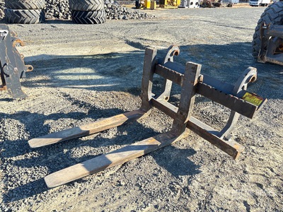 Volvo 83770 58 in Q/C Wheel Loader Forks - Fits Volvo L90H