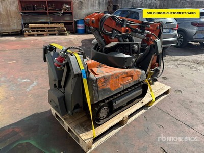 2016 Husqvarna DXR140 Demolition Robot