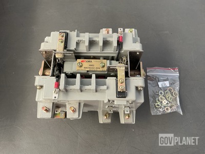 (2) DRS Technologies 6957ED33-3CQ Magnetic Contactors