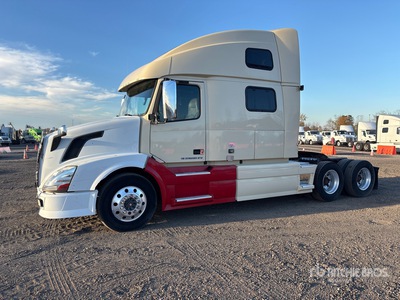 2015 Volvo VNL 6x4 Tracteur routier couchette