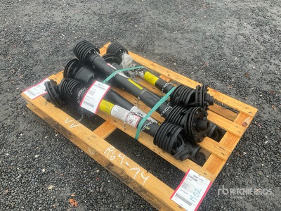 Quantity of (5) PTO Shafts Pièces diverses (Unused)