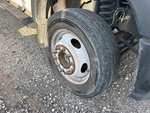 Underbody with Right Steer Tire